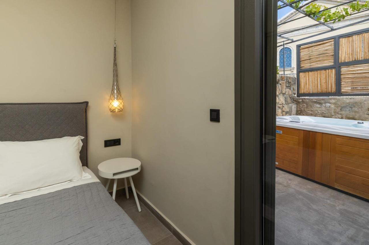 Villa Dimitra - Saint Nikolas Retreat Faraklata 外观 照片